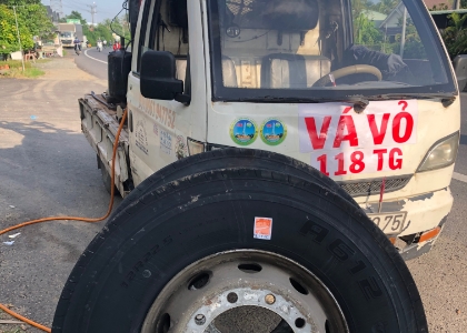 SOS Vá vỏ & kéo xe & điện ô tô Nam Việt
