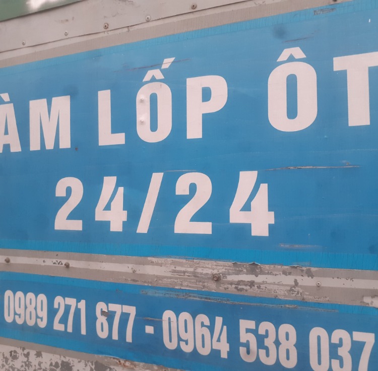 Vá lốp lưu động Tp Vinh Nghệ An 24/24