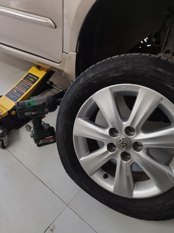 Vá Lốp Ô Tô Lưu Động Đà Nẵng