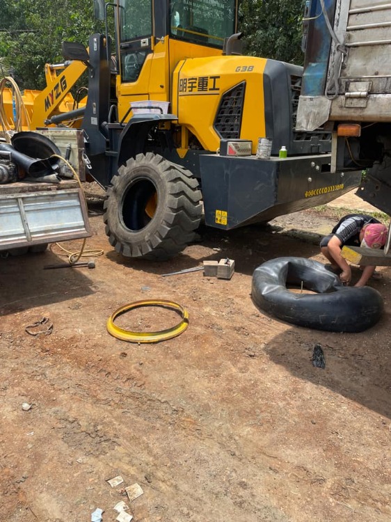 Vá vỏ lưu động Krông Pắc Đắk Lắk 24/24